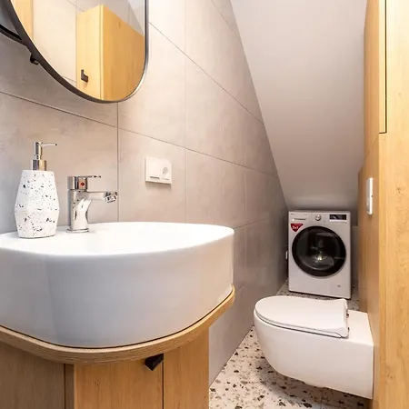 Veziu Aleja Apartment *